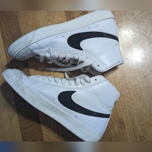 Nike Blazer 'Mid 77 Vintage Black Sail White Size US 8 EU 39